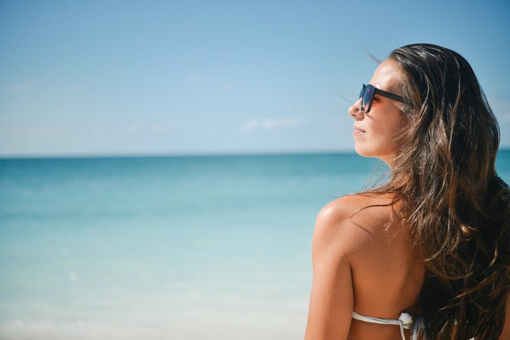 Frau am Strand